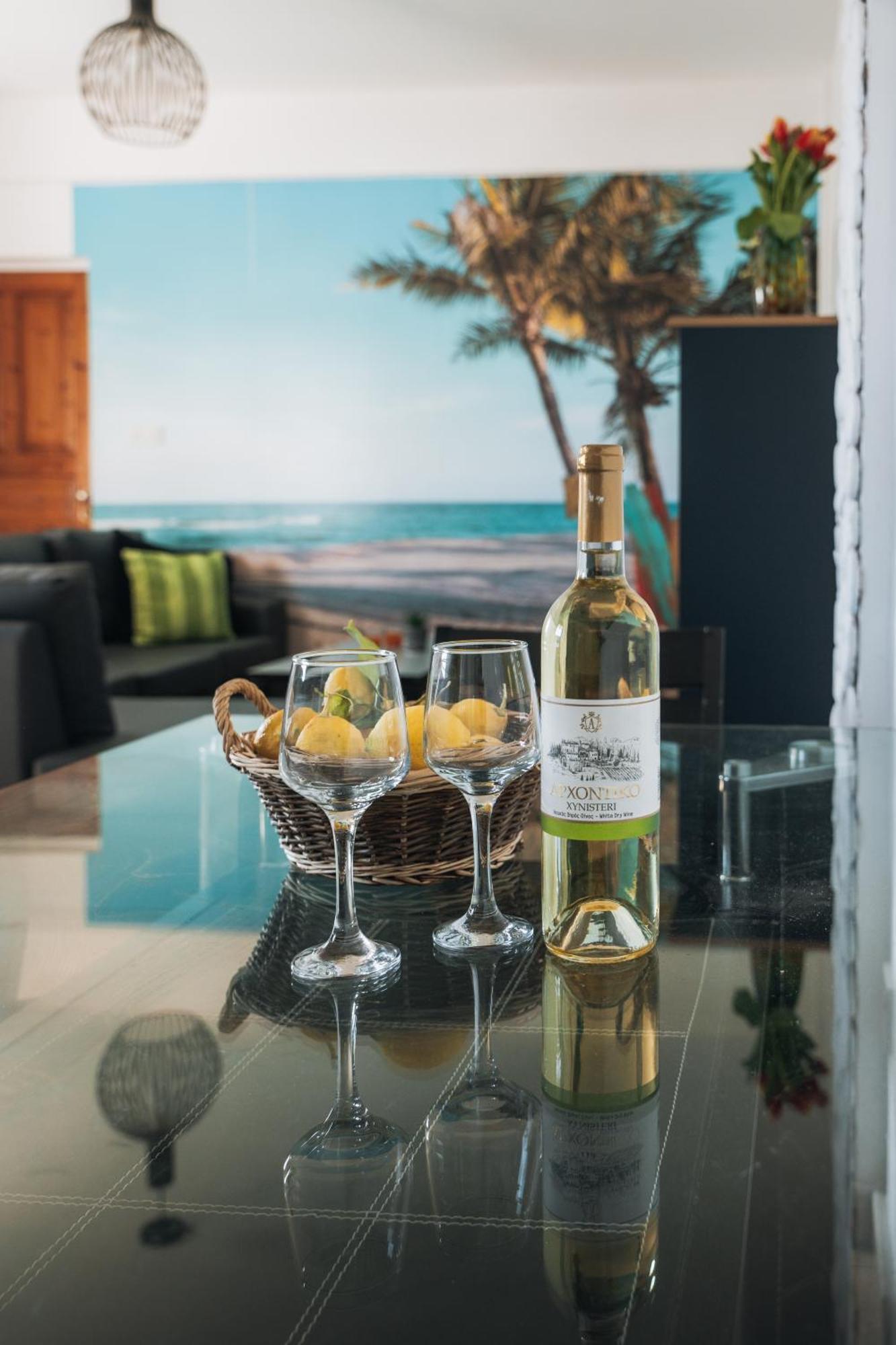 Zima Two Seaside Apartment Zygi Ngoại thất bức ảnh